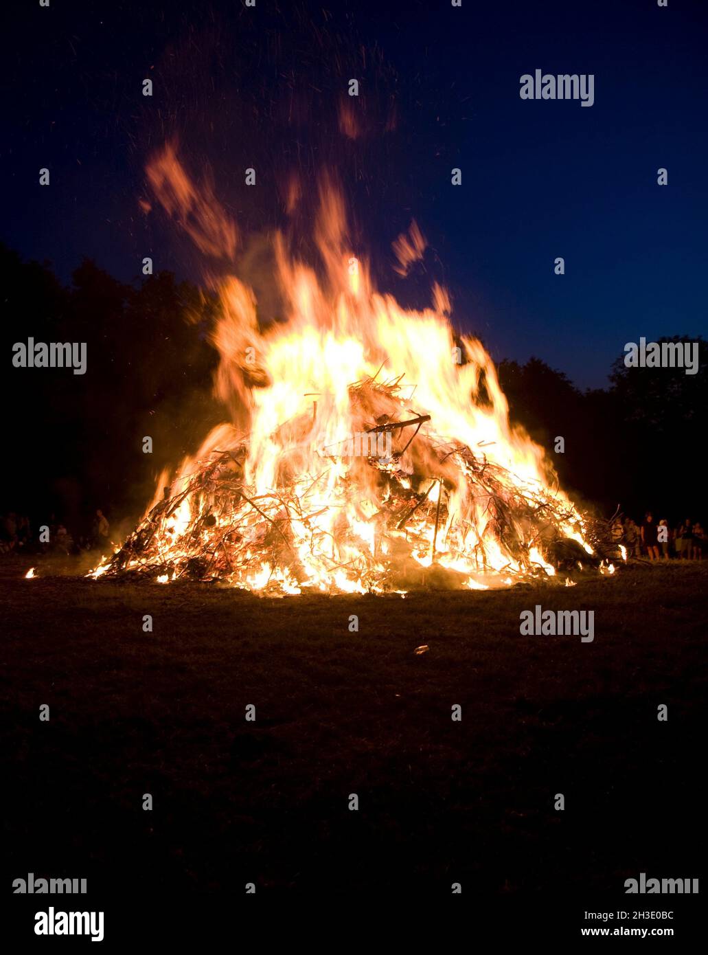 campfire at solstice celebration, summer solstice bonfire as climax of the Celtic festival, Austria, Lower Austria, Schwarzenbach Stock Photo