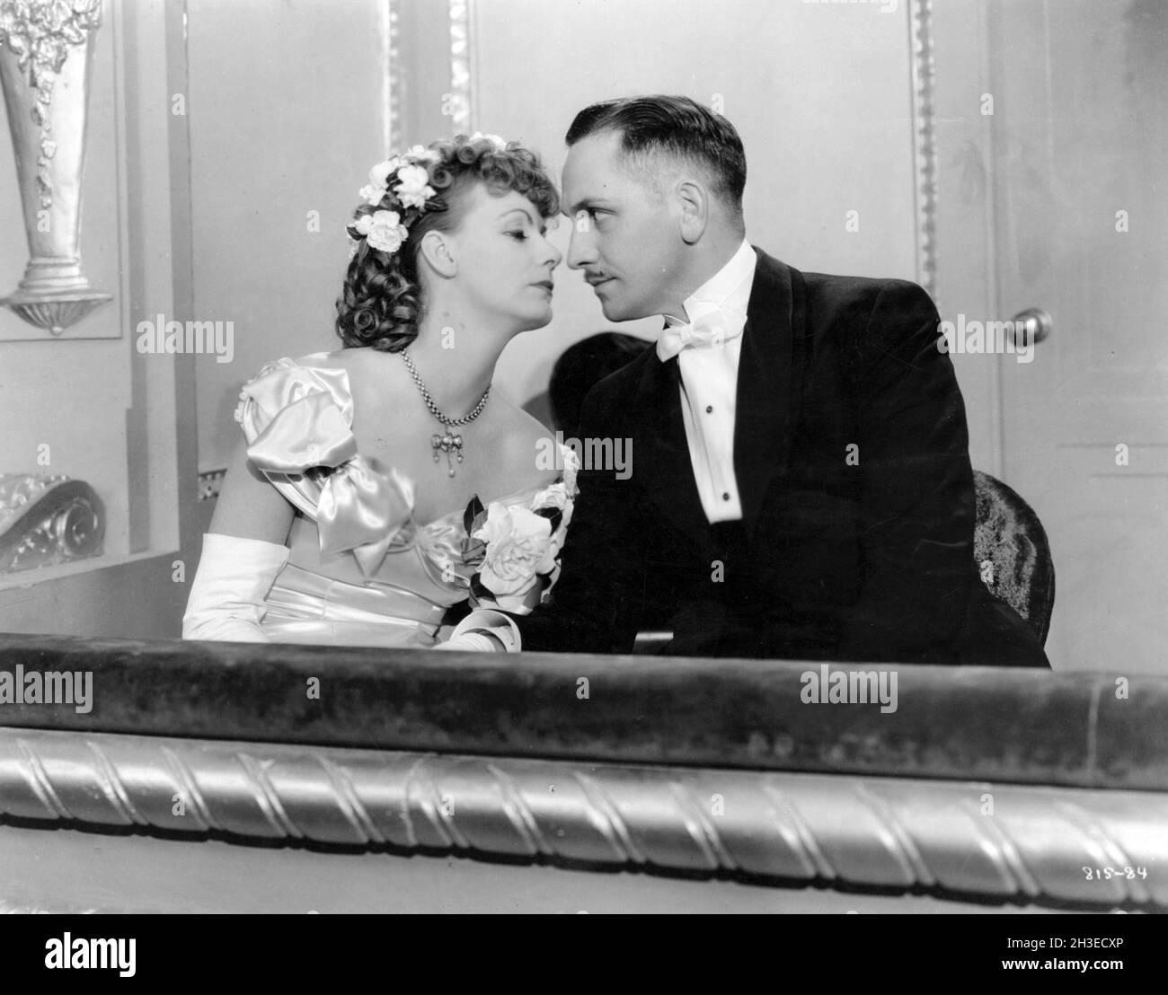 FREDRIC MARCH and GRETA GARBO in ANNA KARENINA (1935), directed by CLARENCE BROWN. Credit: M.G.M. / Album Stock Photo