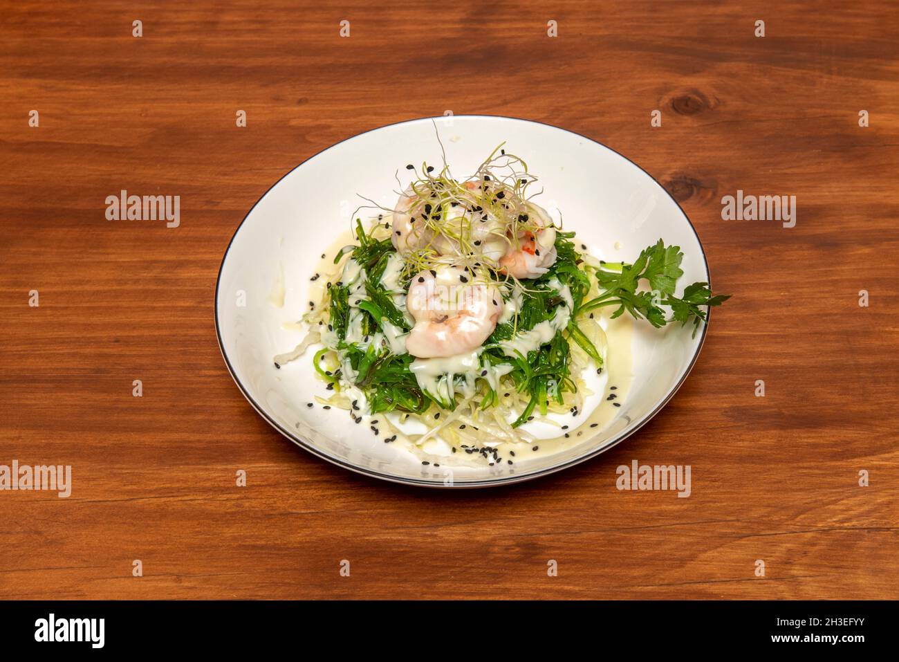 Japanese Wakame Seaweed Salad With Shrimp Parsley Poppy Seeds And Asian Sauce With Bean Sprouts Stock Photo Alamy