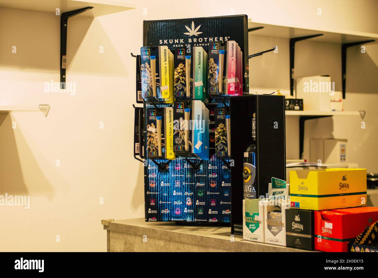 elfbar nachfüll pod läuft aus Discover our Vape Shop in Brussels main image 0