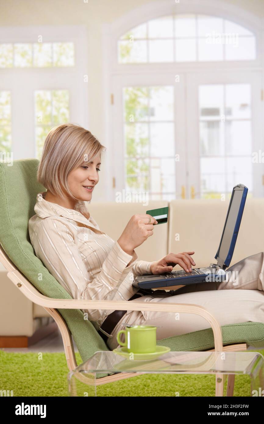 Internet card hi-res stock photography and images - Alamy