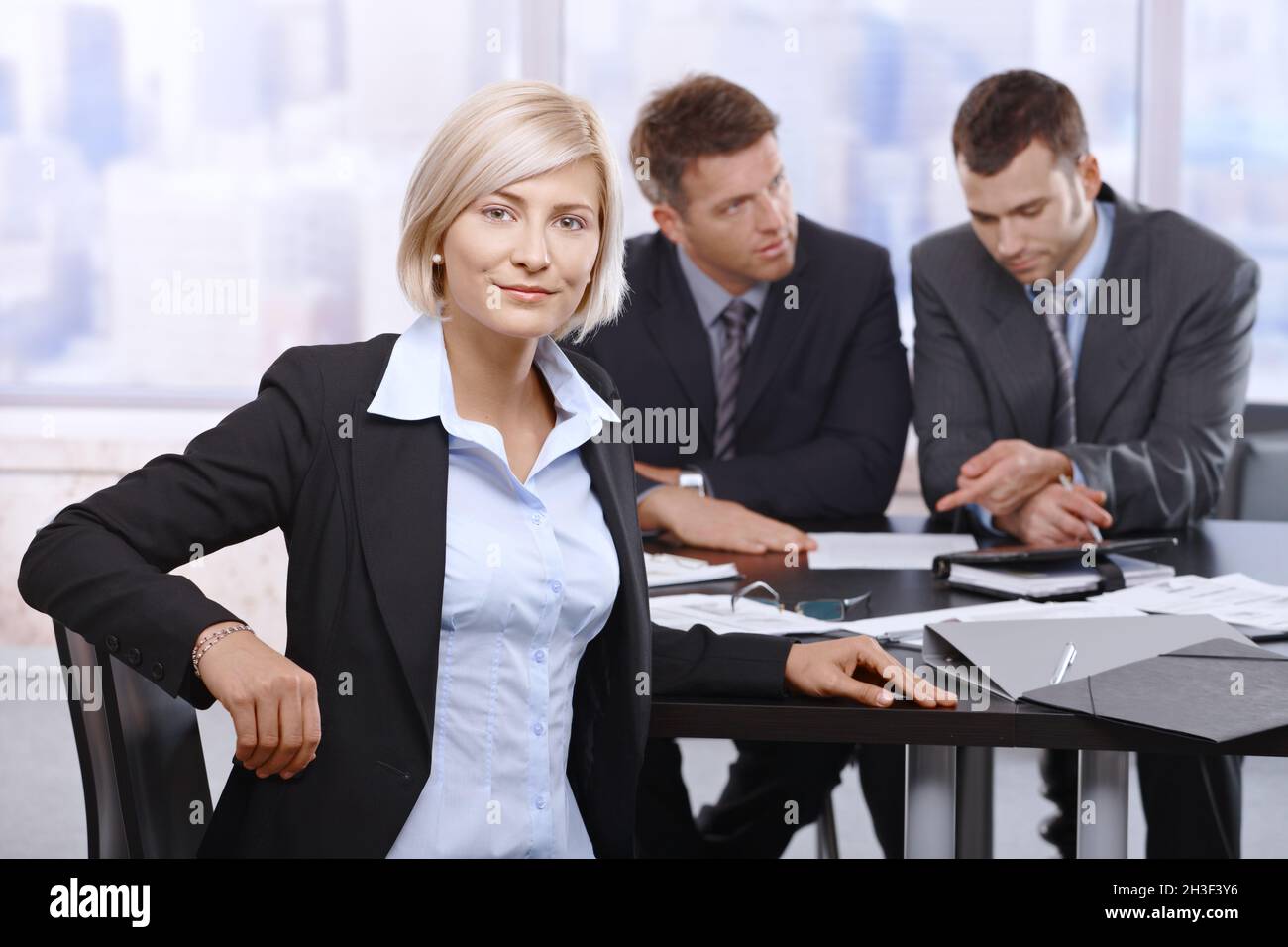 Confident white collar worker hi-res stock photography and images - Alamy