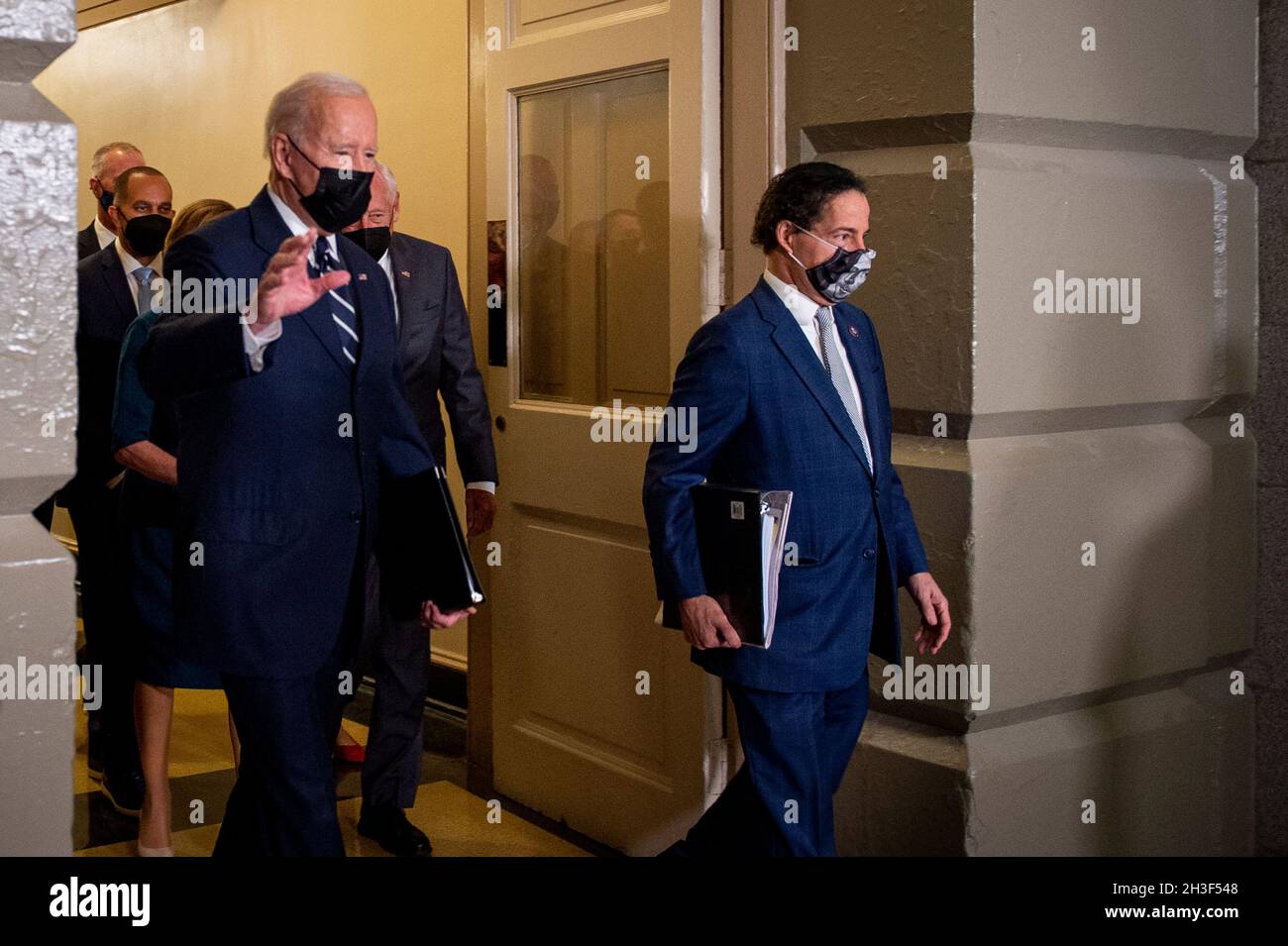 United States Representative Jamie Raskin (Democrat of Maryland), right ...