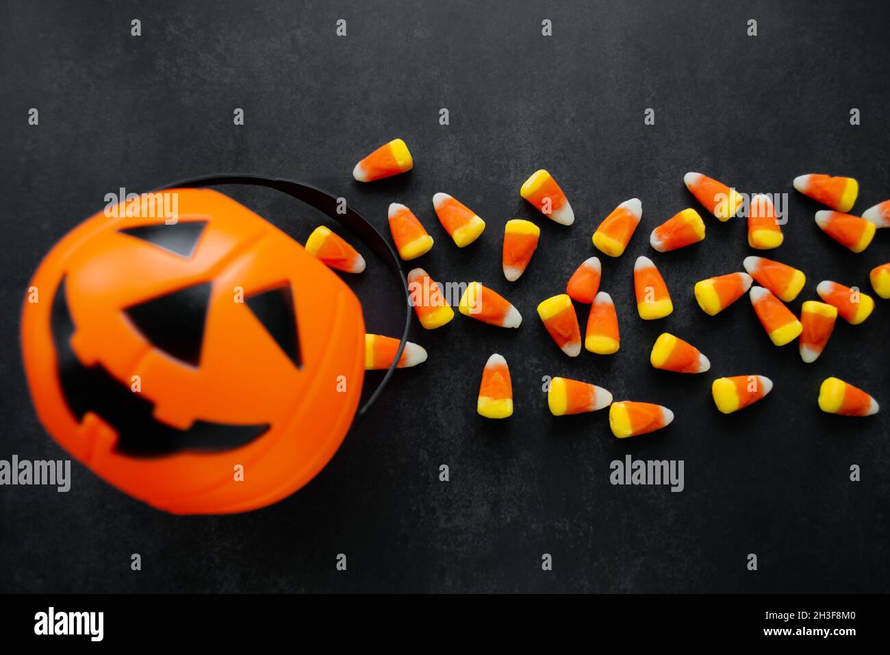 Brachs candy corn hi-res stock photography and images - Alamy