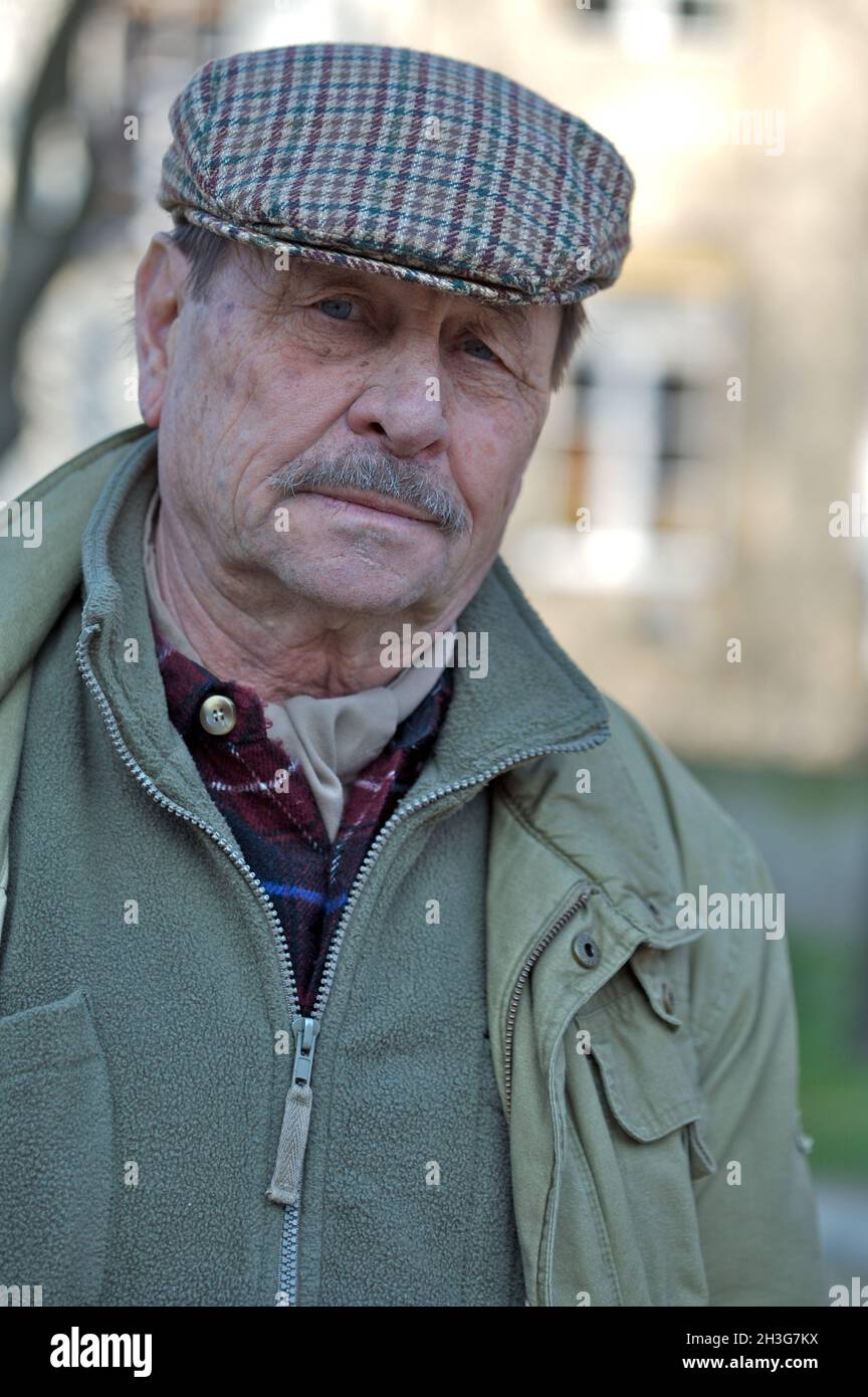 Wrinkly old man hi-res stock photography and images - Alamy