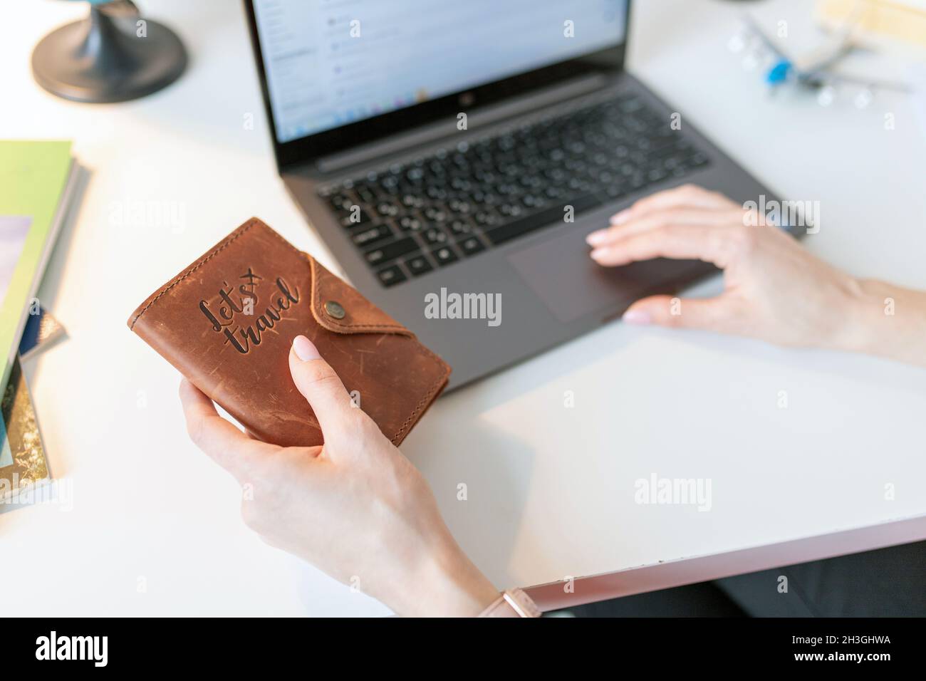 Manager travel agency hi-res stock photography and images - Alamy