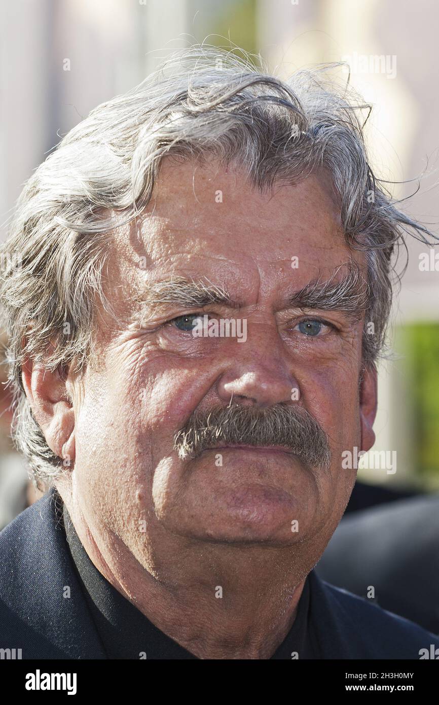 Seriendarsteller hi res stock photography and images Alamy