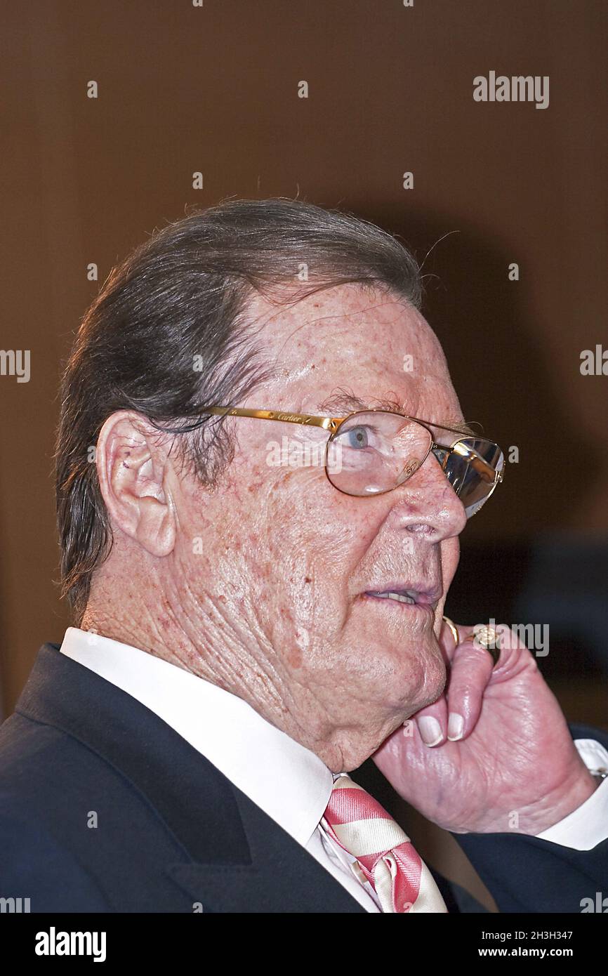 Roger Moore Stock Photo