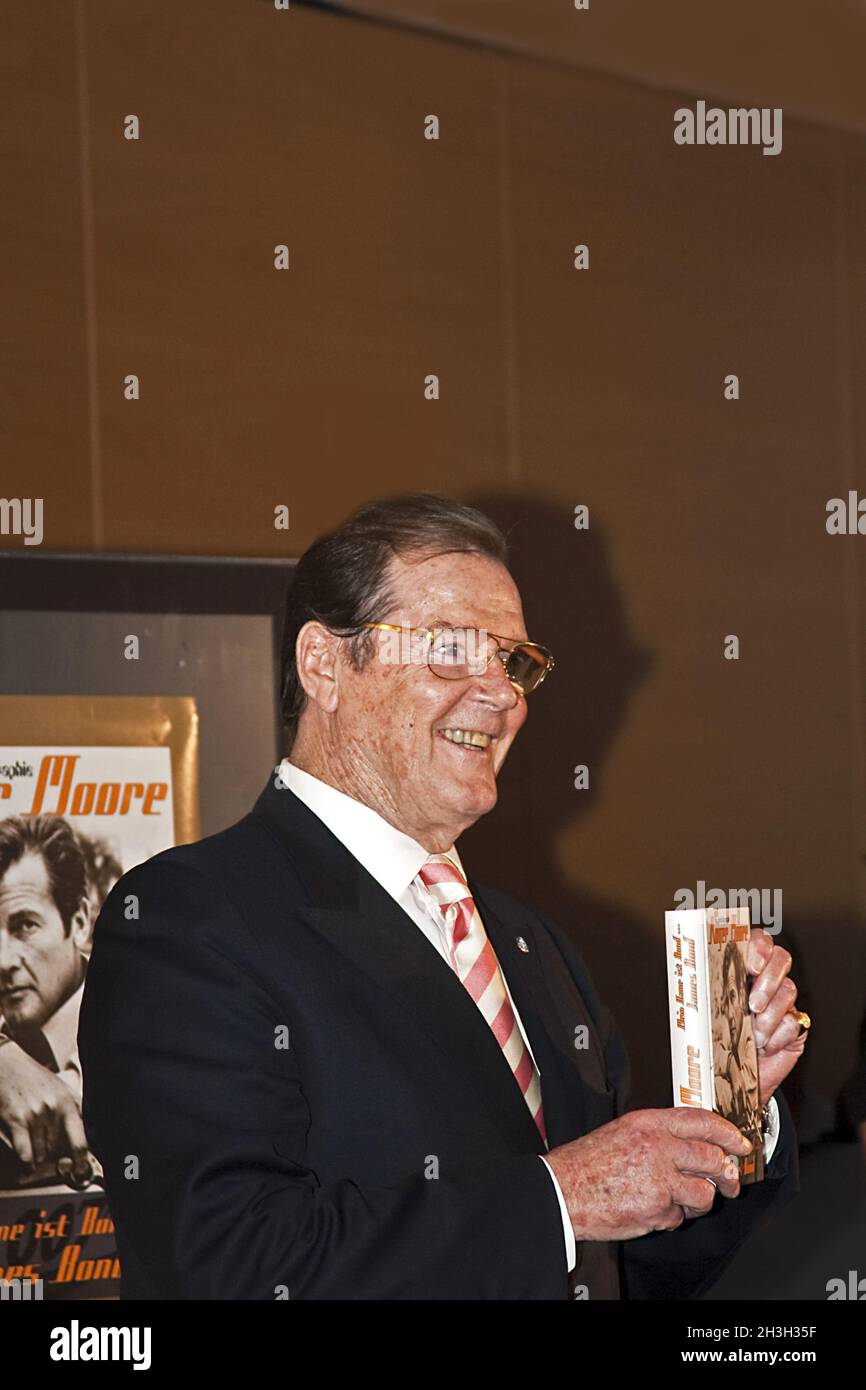 Roger Moore Stock Photo