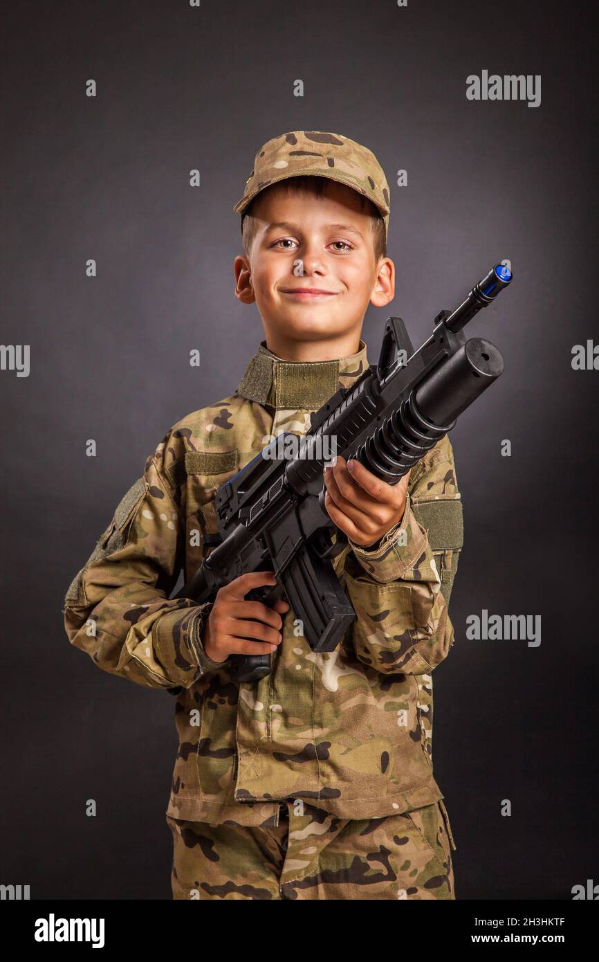 American soldier iraq aiming hi-res stock photography and images - Alamy