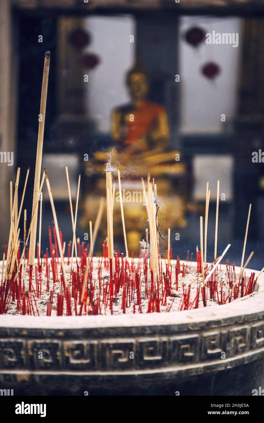Altar of incense temple hires stock photography and images Alamy