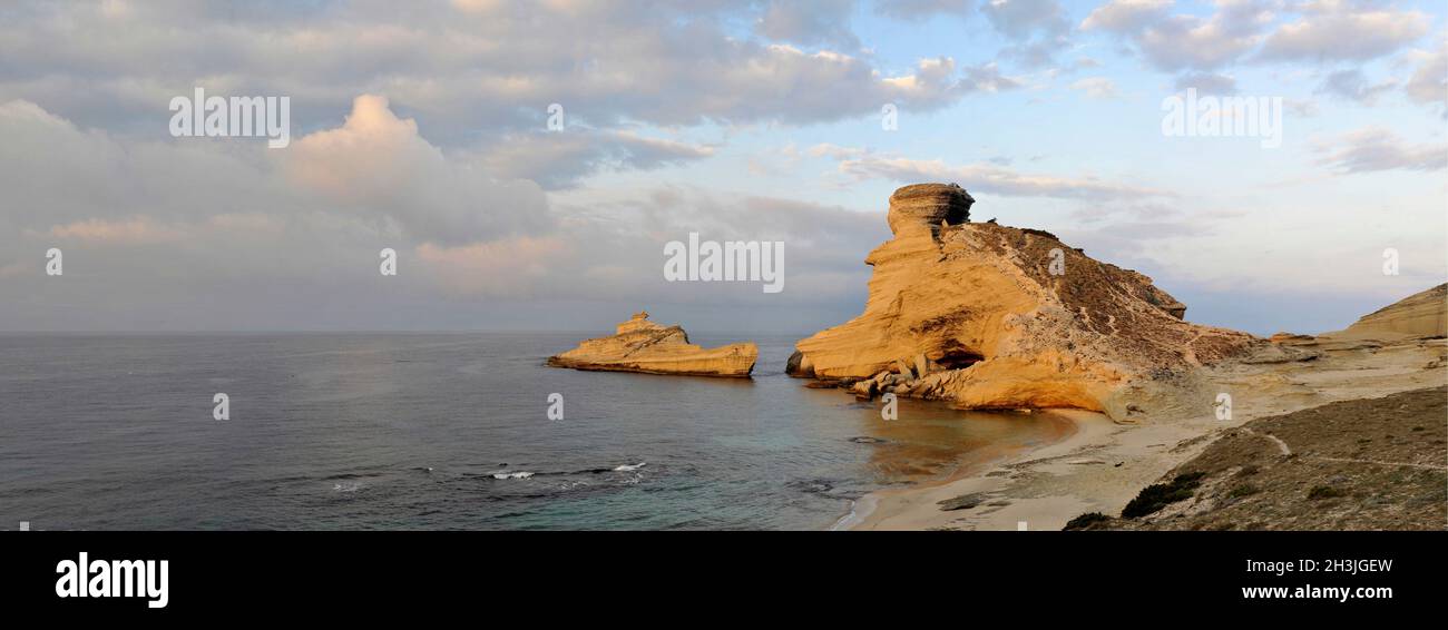 FRANCE (2A). CORSICA, CORSE DU SUD, SOUTHERN CORSICA. BONIFACIO, CAPE