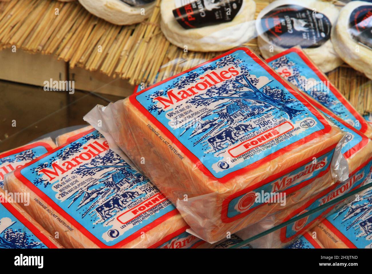 FRANCE. NORD (59) LILLE, MAROILLES CHEESE Stock Photo