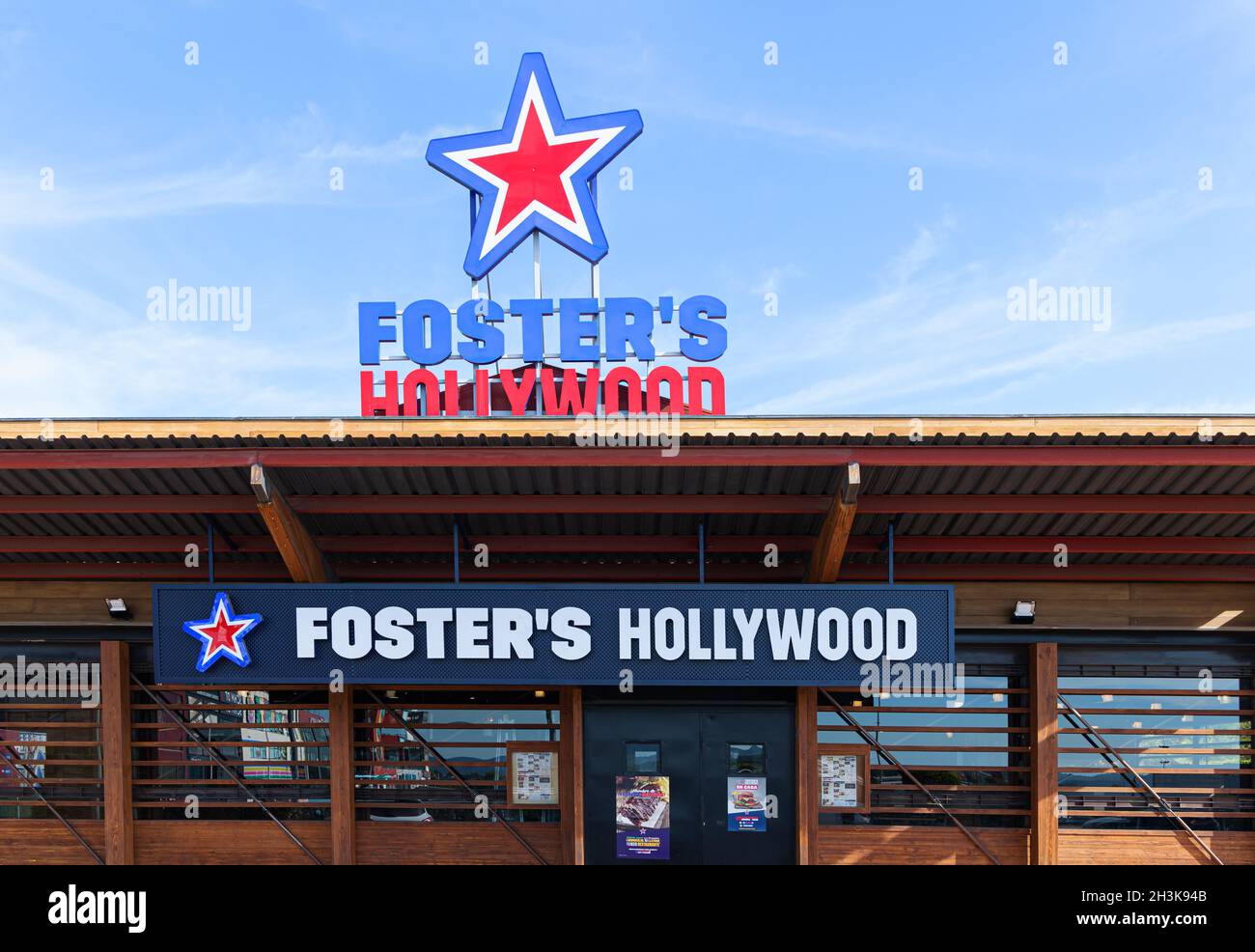 LA ELIANA, SPAIN - OCTOBER 27, 2021: Foster's Hollywood is a chain of american fast food restaurants Stock Photo