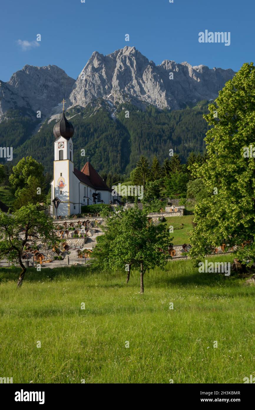 Little church in bavaria in front of the alps Stock Photo - Alamy
