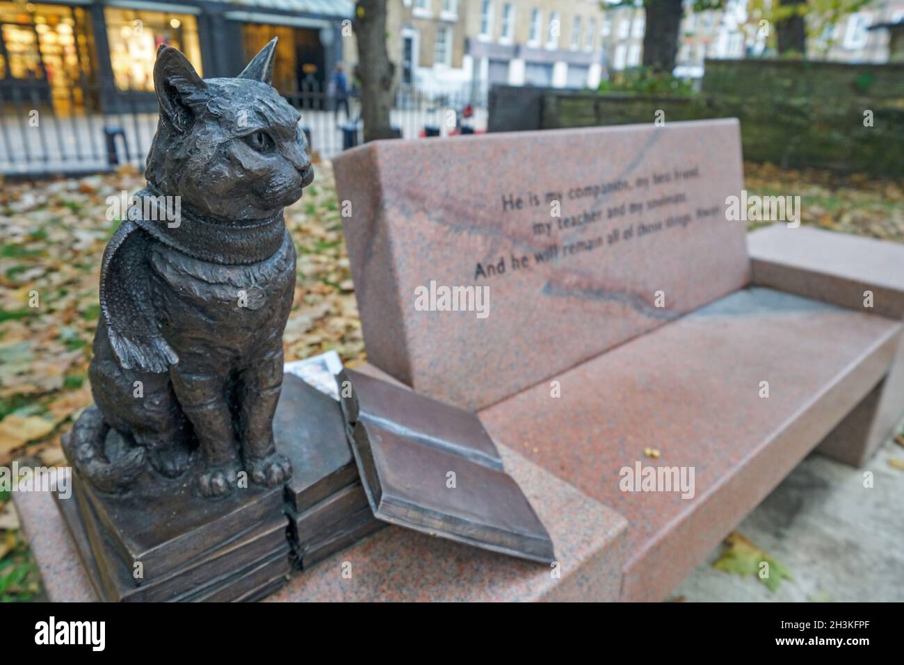 statue of Street Cat Named Bob Islington Stock Photo