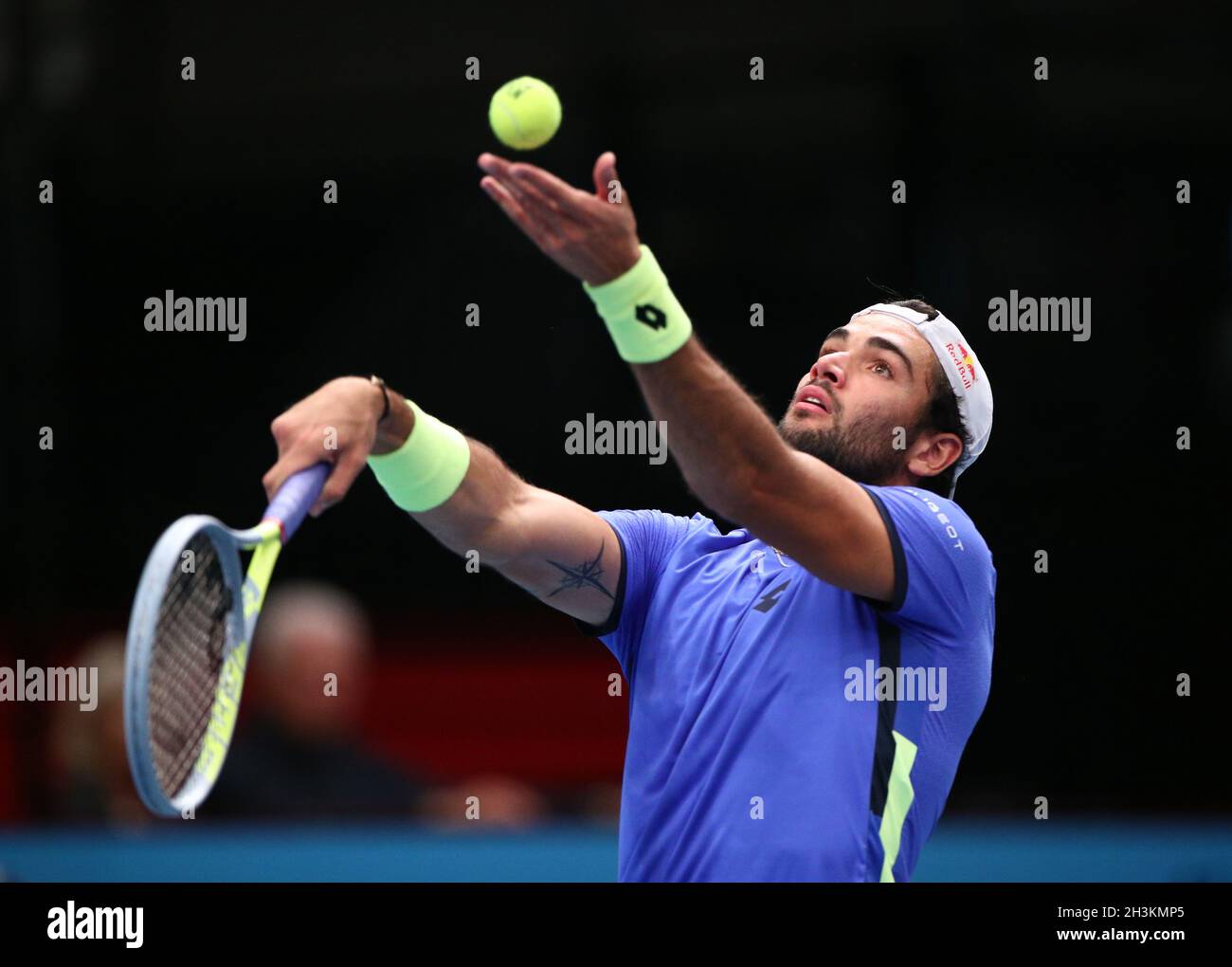 Tennis - ATP 500 - Erste Bank Open - Wiener Stadthalle, Vienna, Austria -  October 29, 2021 Italy's Matteo Berrettini in action during his quarter  final match against Spain's Carlos Alcaraz Garfia REUTERS/Lisi Niesner  Stock Photo - Alamy