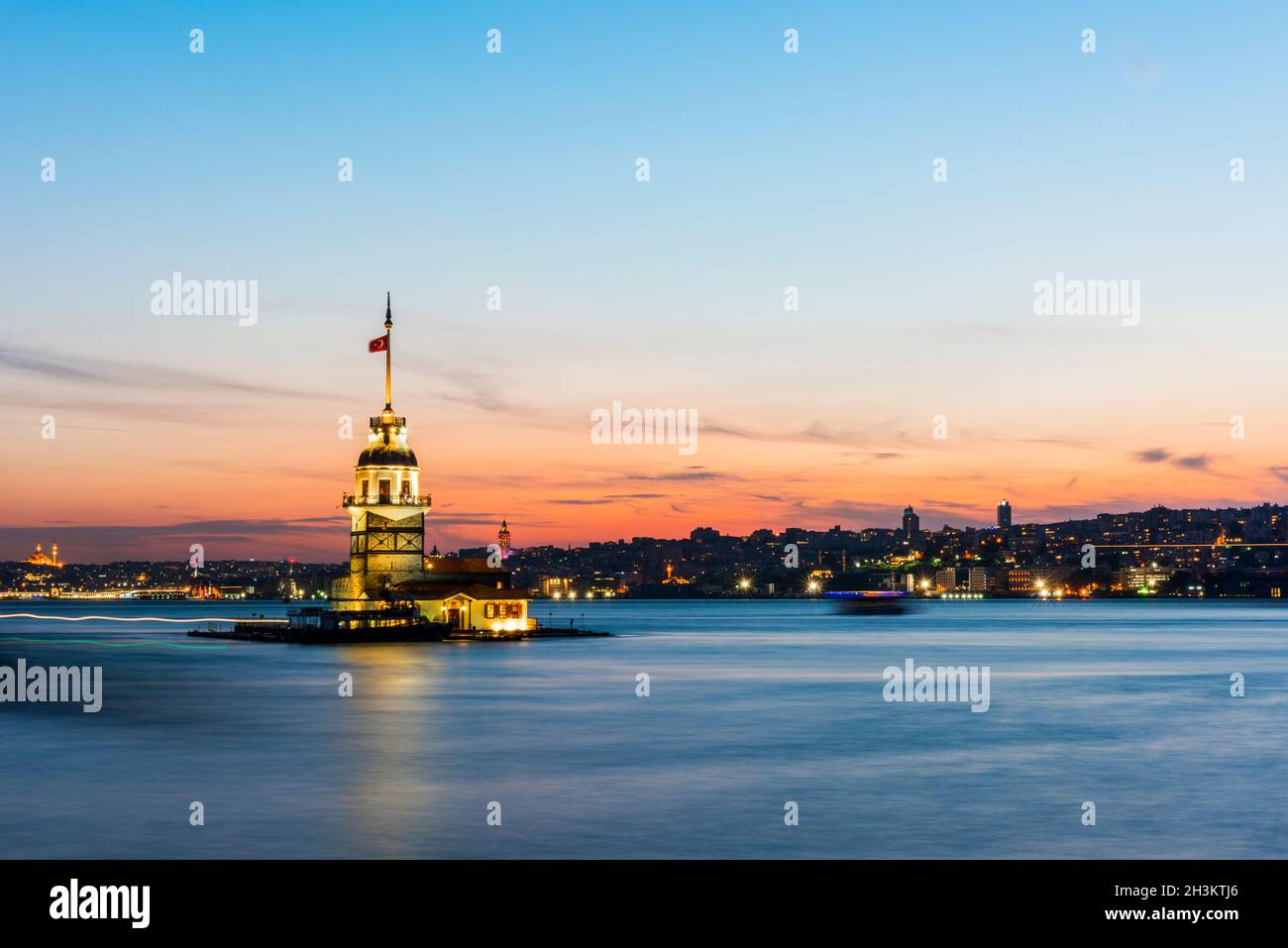 Romantic Istanbul Sunset Landscape. Istanbul Bosphorus and Maiden’s