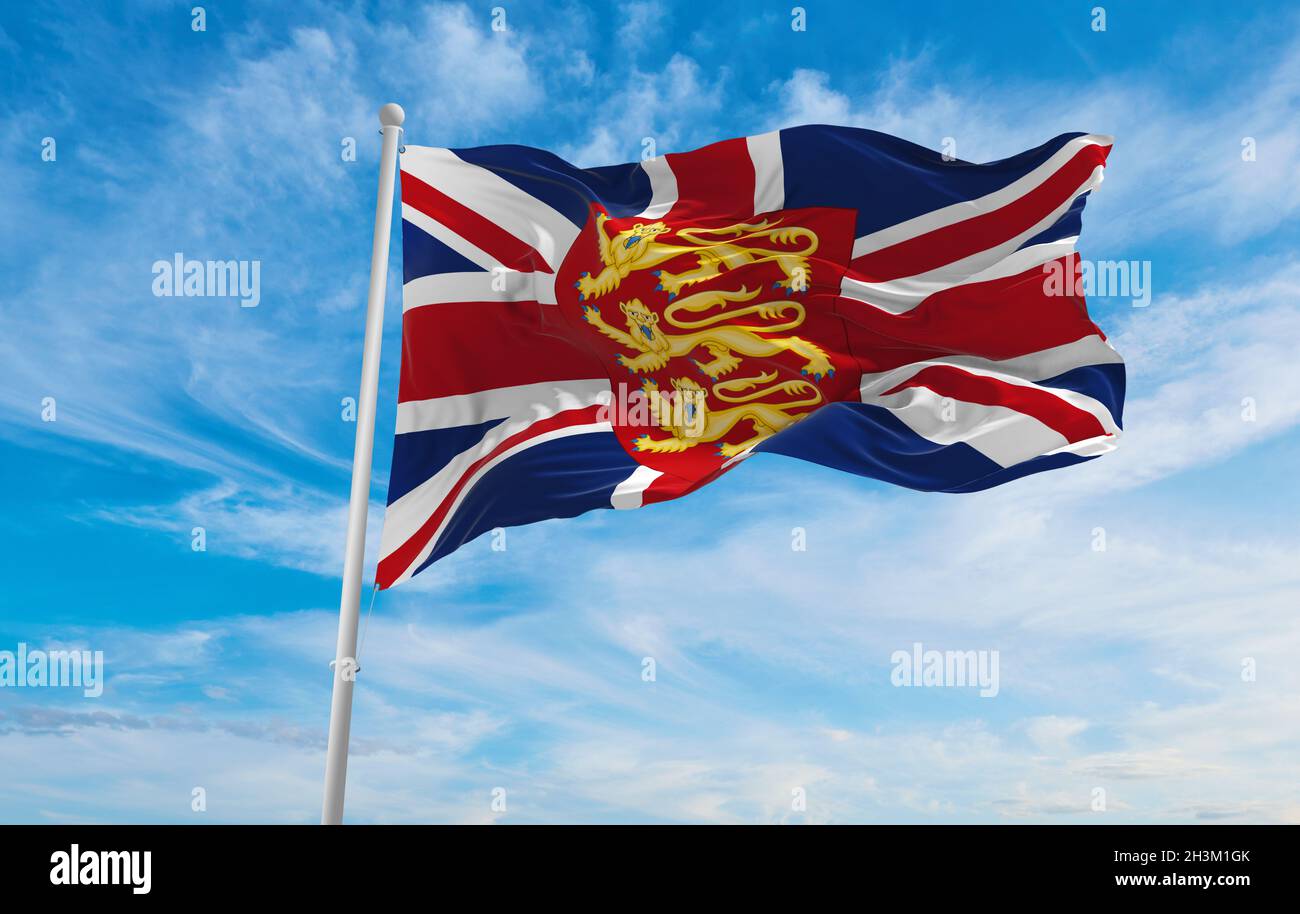 flag-of-royal-coat-of-arms-of-united-kingdom-on-great-britain-at-cloudy