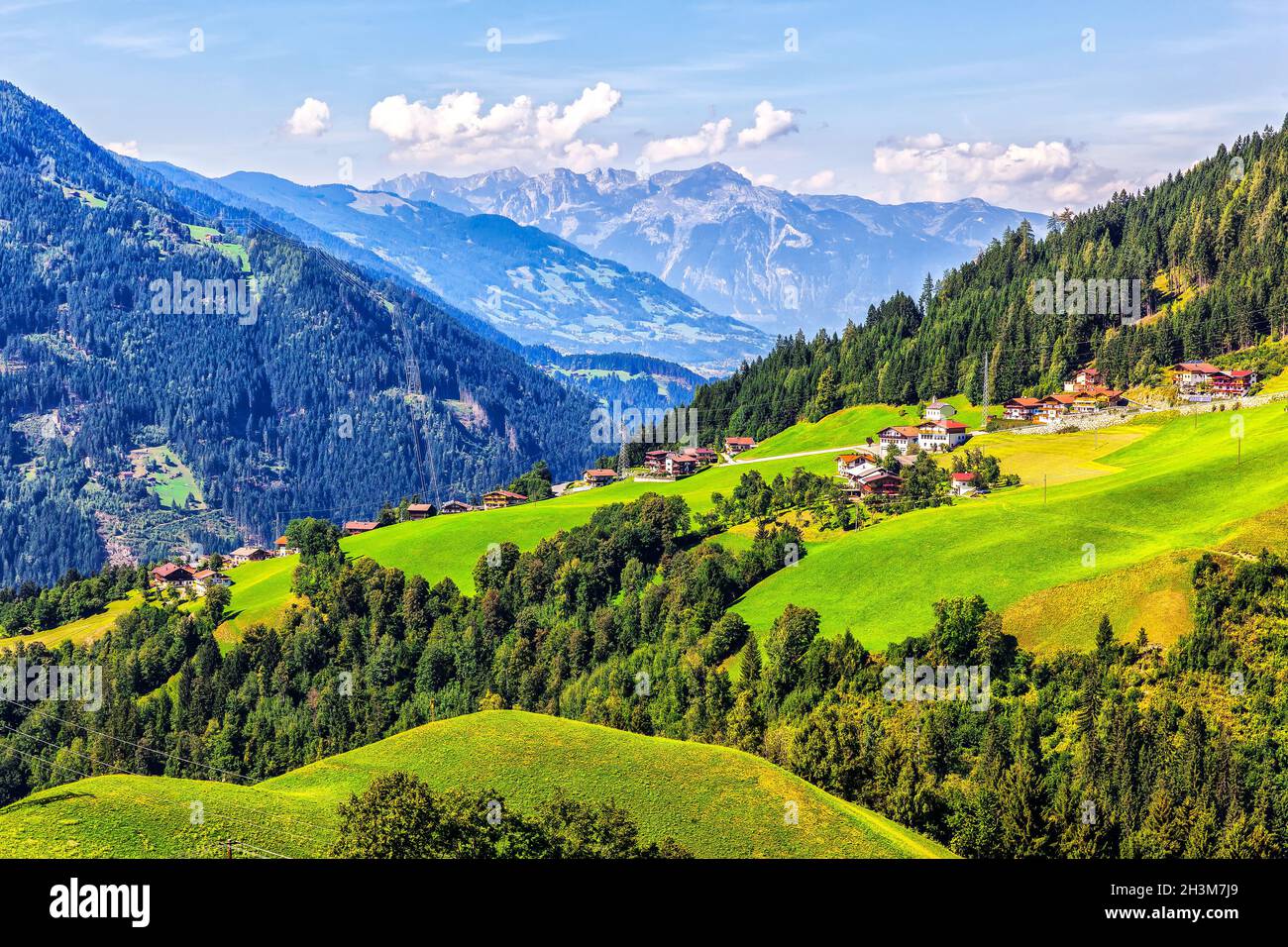 August mountains hi-res stock photography and images - Alamy