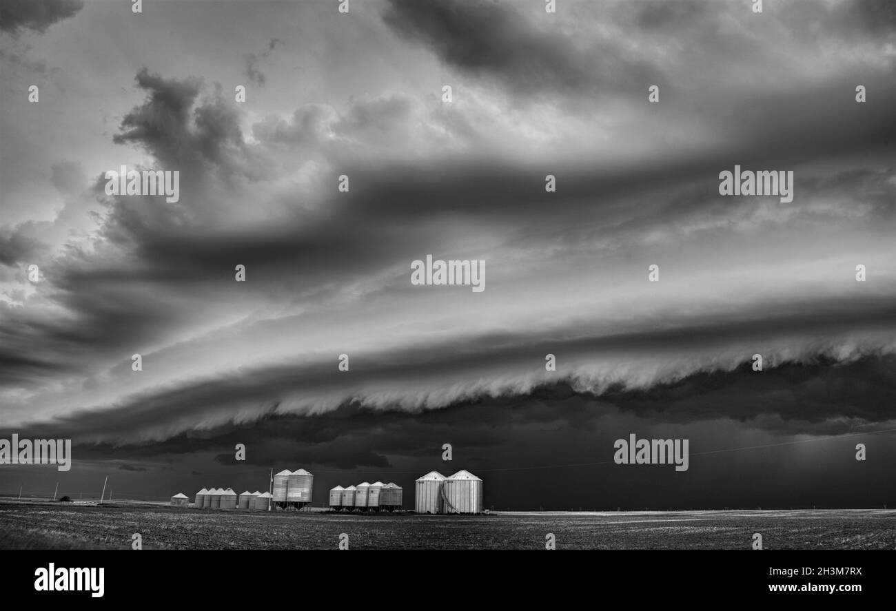 Heavy Storm Black And White Stock Photos Images Alamy