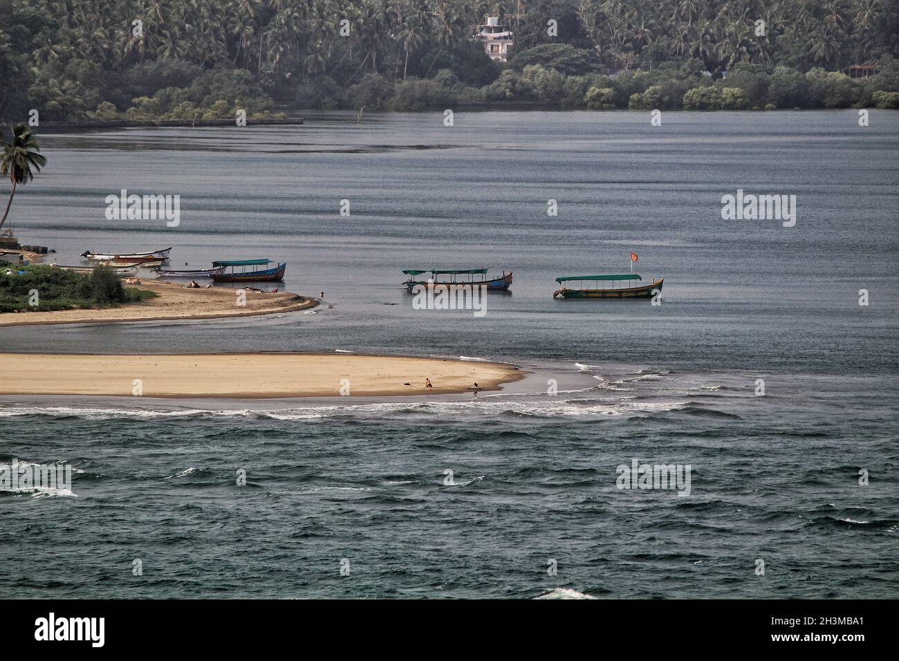 Travelrealindia hi-res stock photography and images - Alamy