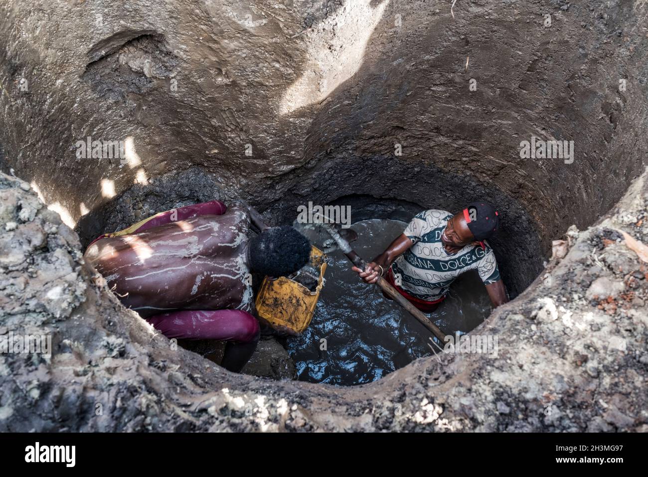 Illegal artisanal gold mining in Ethiopia, Africa Stock Photo Alamy