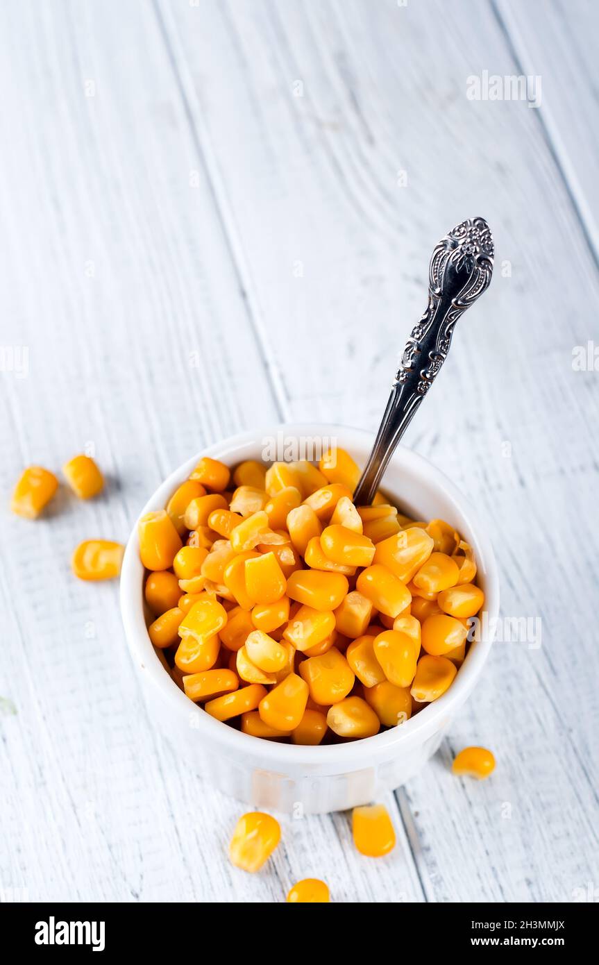 Boiled corn kernels in white hires stock photography and images Alamy