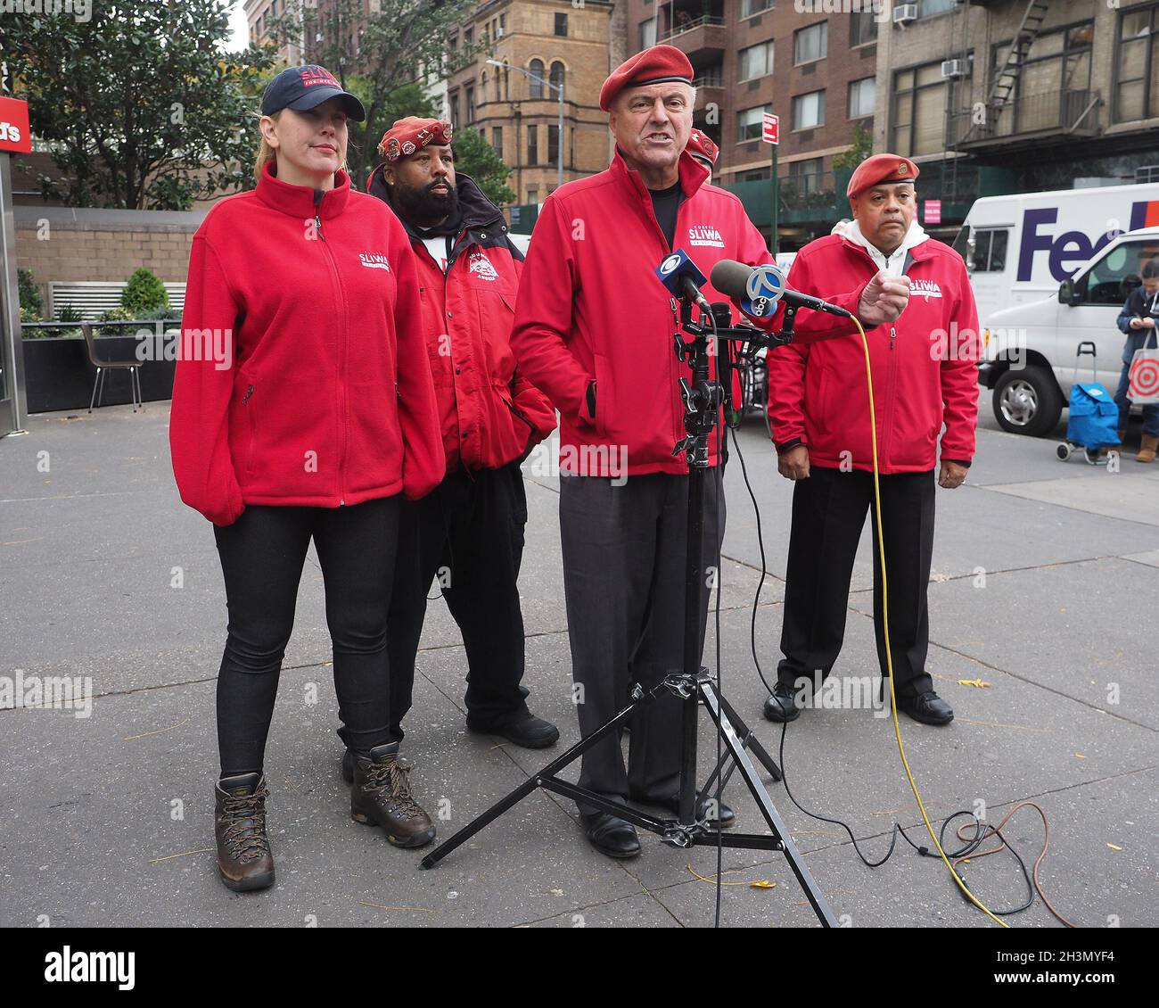 New York, USA. 29th Oct, 2021. Mayoral Candidate Curtis Sliwa and his