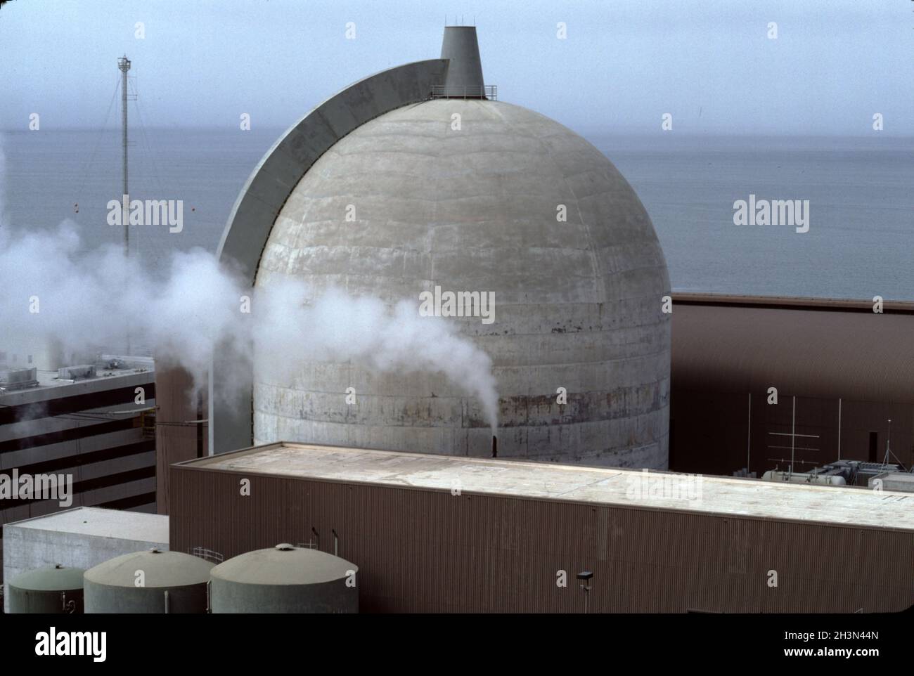 Diablo nuclear power plant hires stock photography and images Alamy