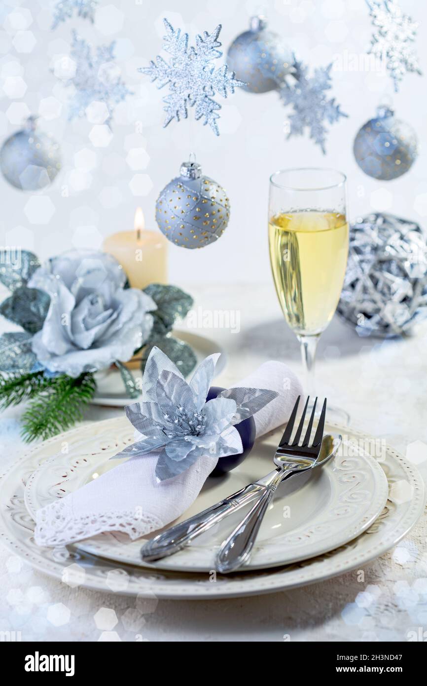 Serving for the Christmas party Stock Photo - Alamy