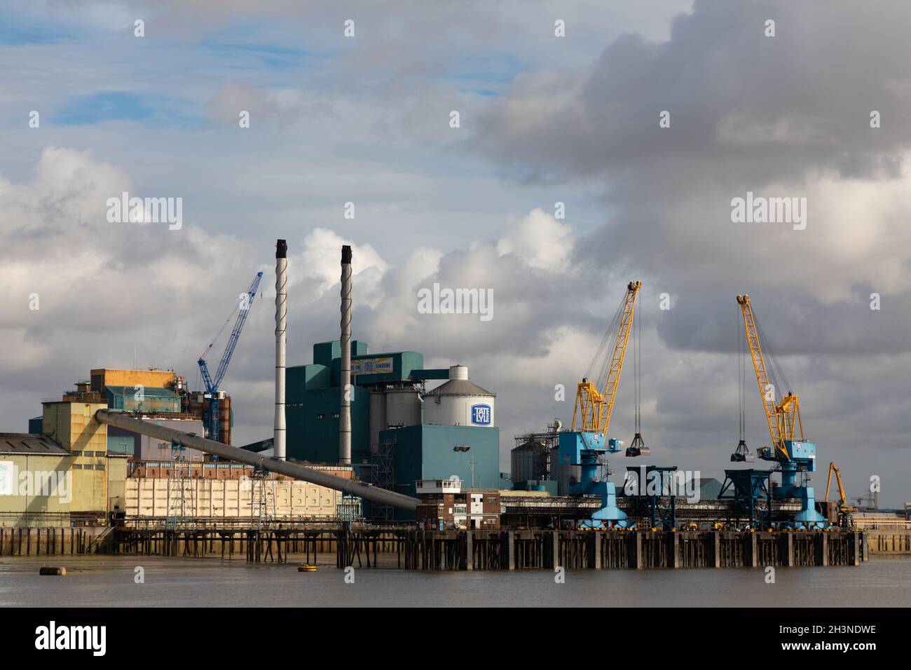Tate and Lyle Sugars' Thames Refinery - the largest sugar refinery in the EU. London Uk, October 2021 Stock Photo