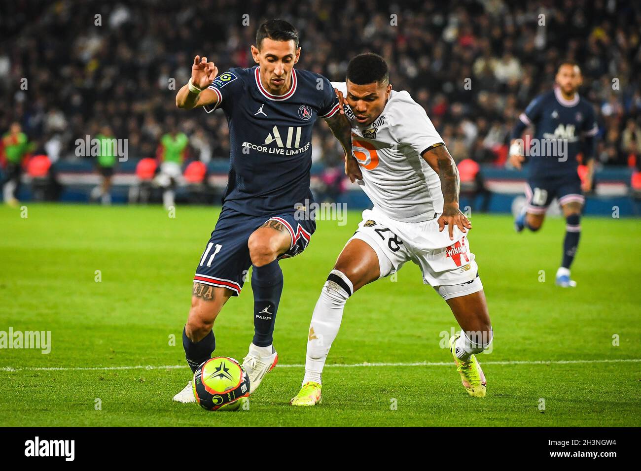Paris, France. 29th Oct, 2021. Angel DI MARIA of PSG and REINILDO of Lille  during the Ligue 1 match between Paris Saint-Germain (PSG) and Lille OSC  (LOSC) at Parc des Princes stadium