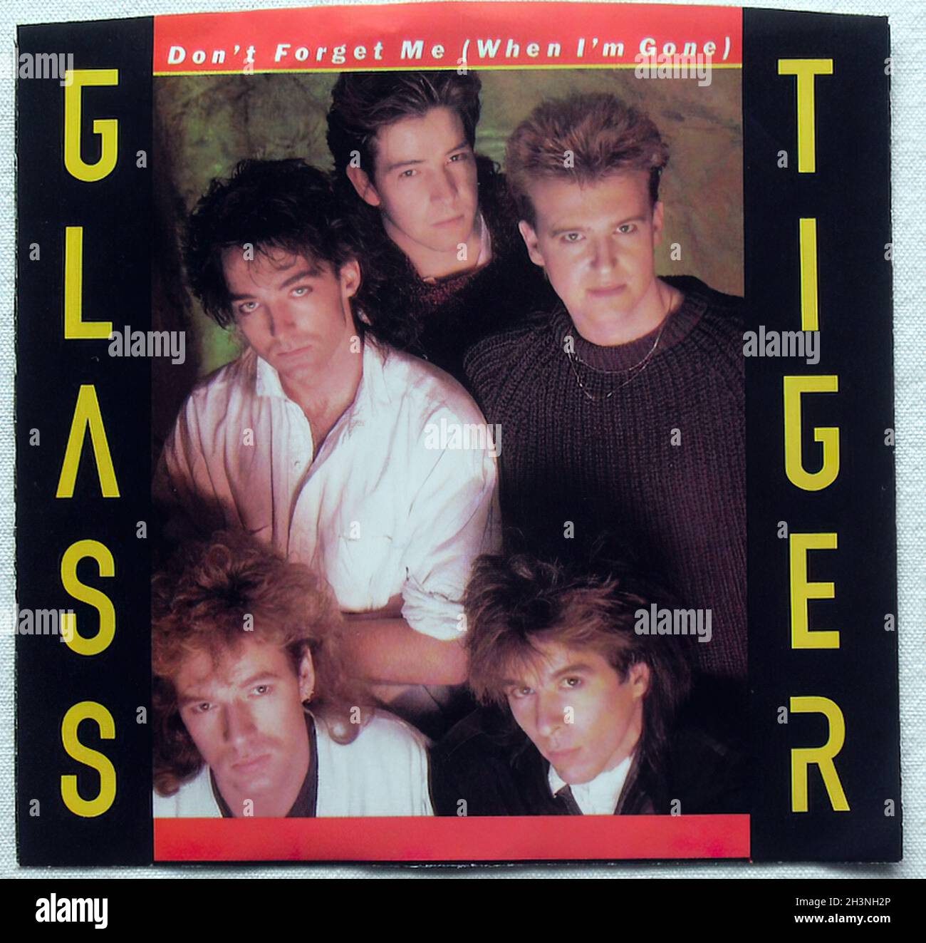 1987 Glass Tiger Don't Forget Me 7 Inch Single 45 Rpm Record Sleeve Cover Graphics 1980s Stock Photo