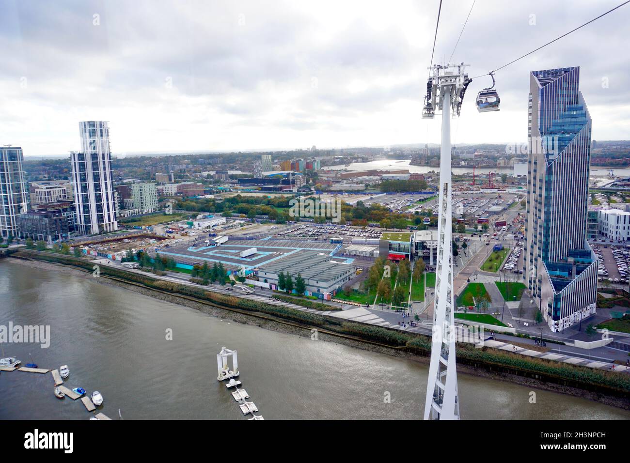 O2 Arena and the Emirates Cable Car in Greenwich, London, United Kingdom Stock Photo Alamy O2 Arena and the Emirates Cable Car in Greenwich, London, United Kingdom Stock Photo Alamy