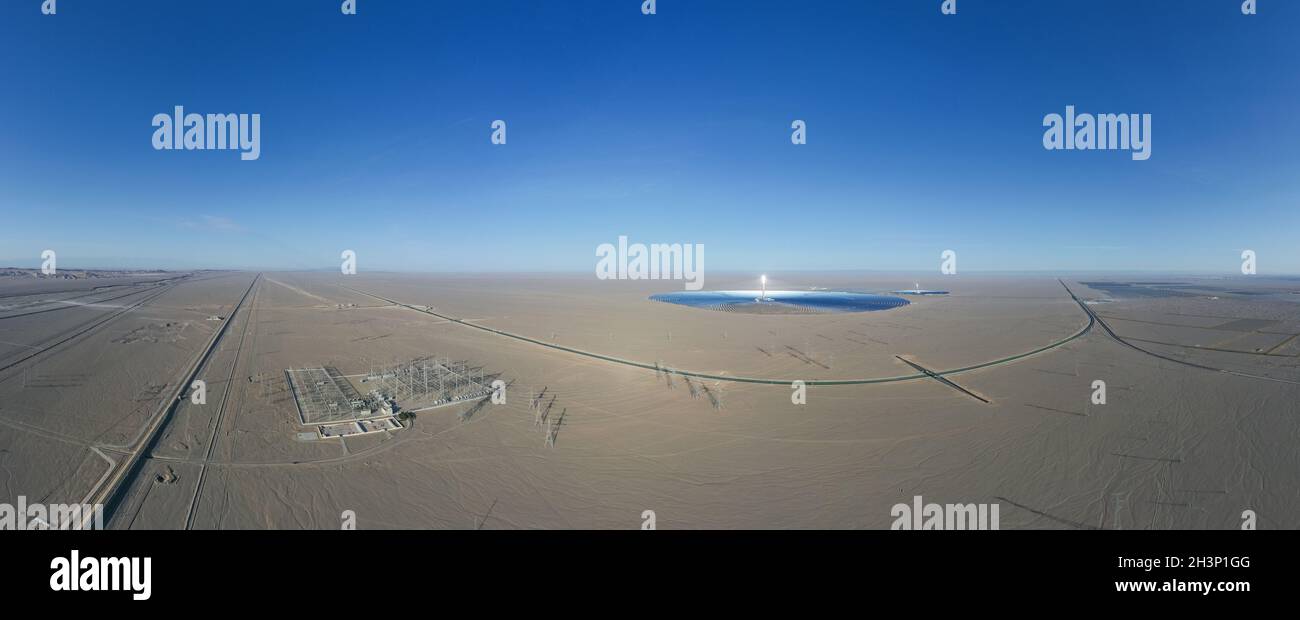 Aerial view of desert solar power station Stock Photo - Alamy