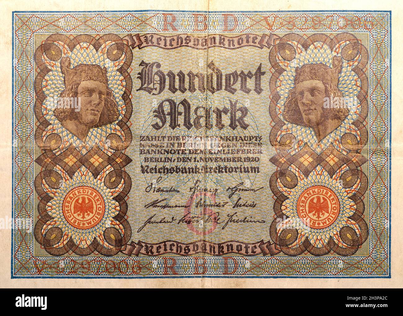 Historical german banknote from 1920 with the value of one hundred marks Stock Photo