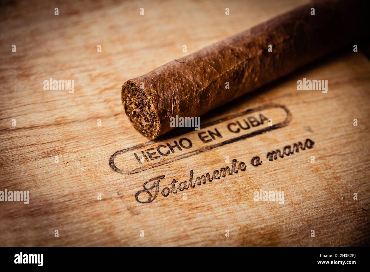 CHANEL Wood Havana By Night Cigar Box Minaudiere Brown 278719