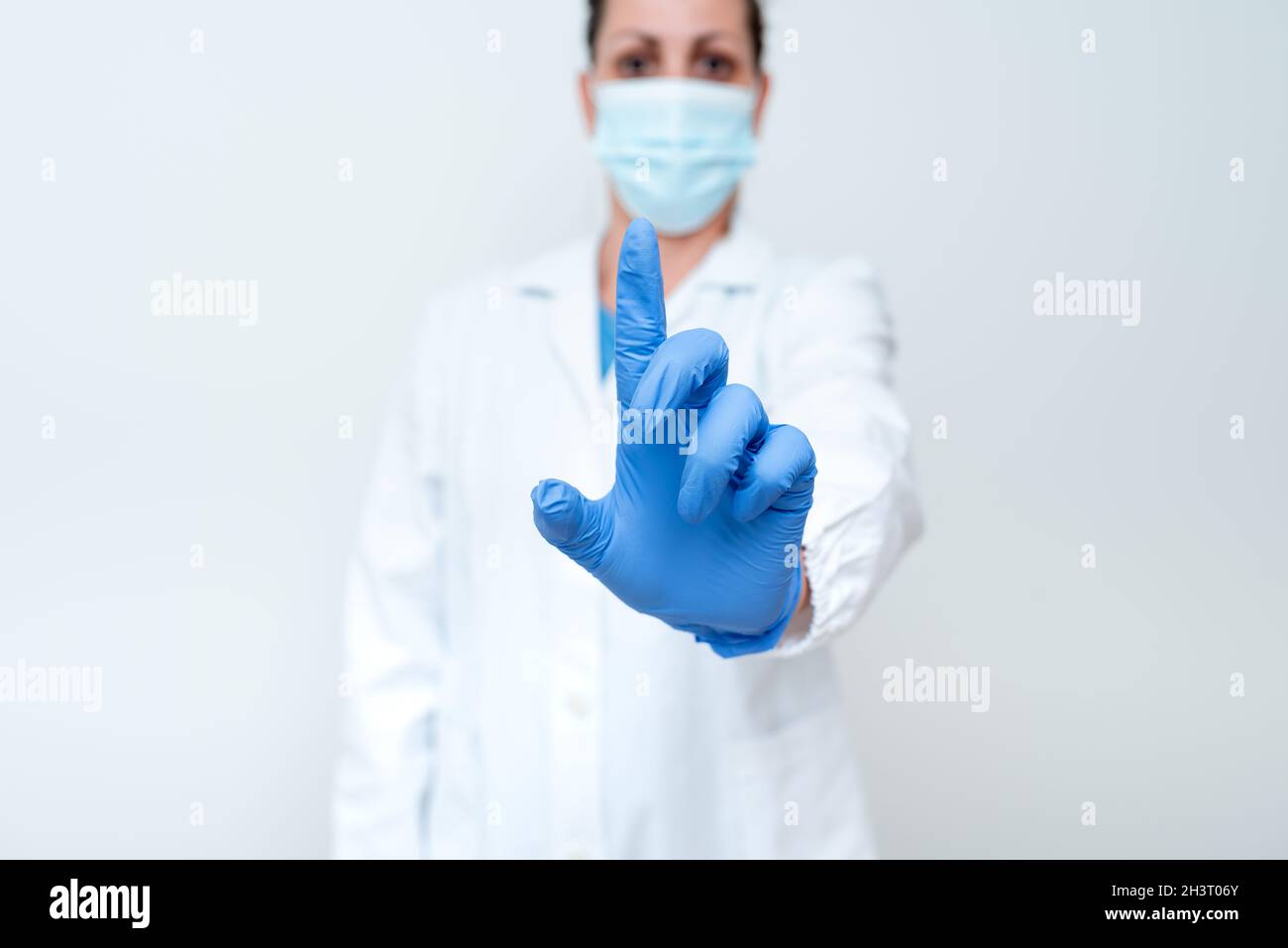 Demonstrating Medical Ideas Presenting New Scientific Discovery Laboratory Presentations Science Discussions Wearing Occupation Stock Photo