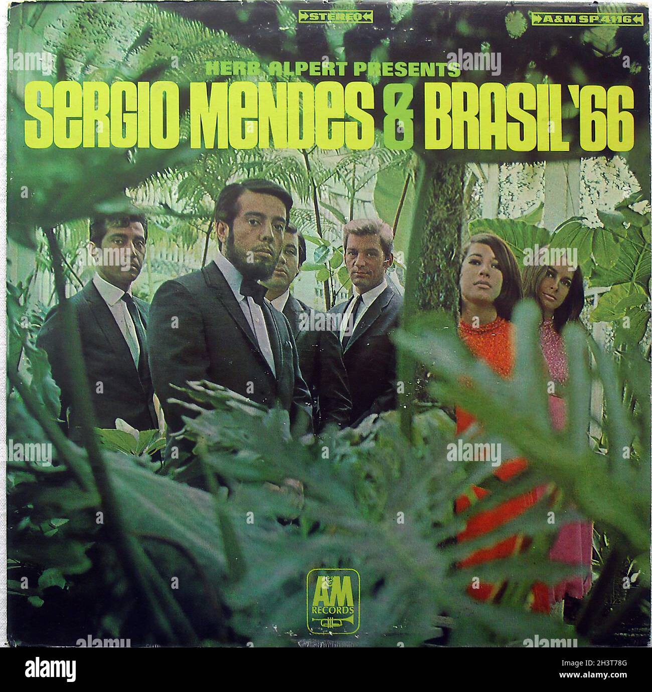 Os Sambambas - Brasil, futebol e Samba - Vintage Vinyl Record Cover Stock  Photo - Alamy