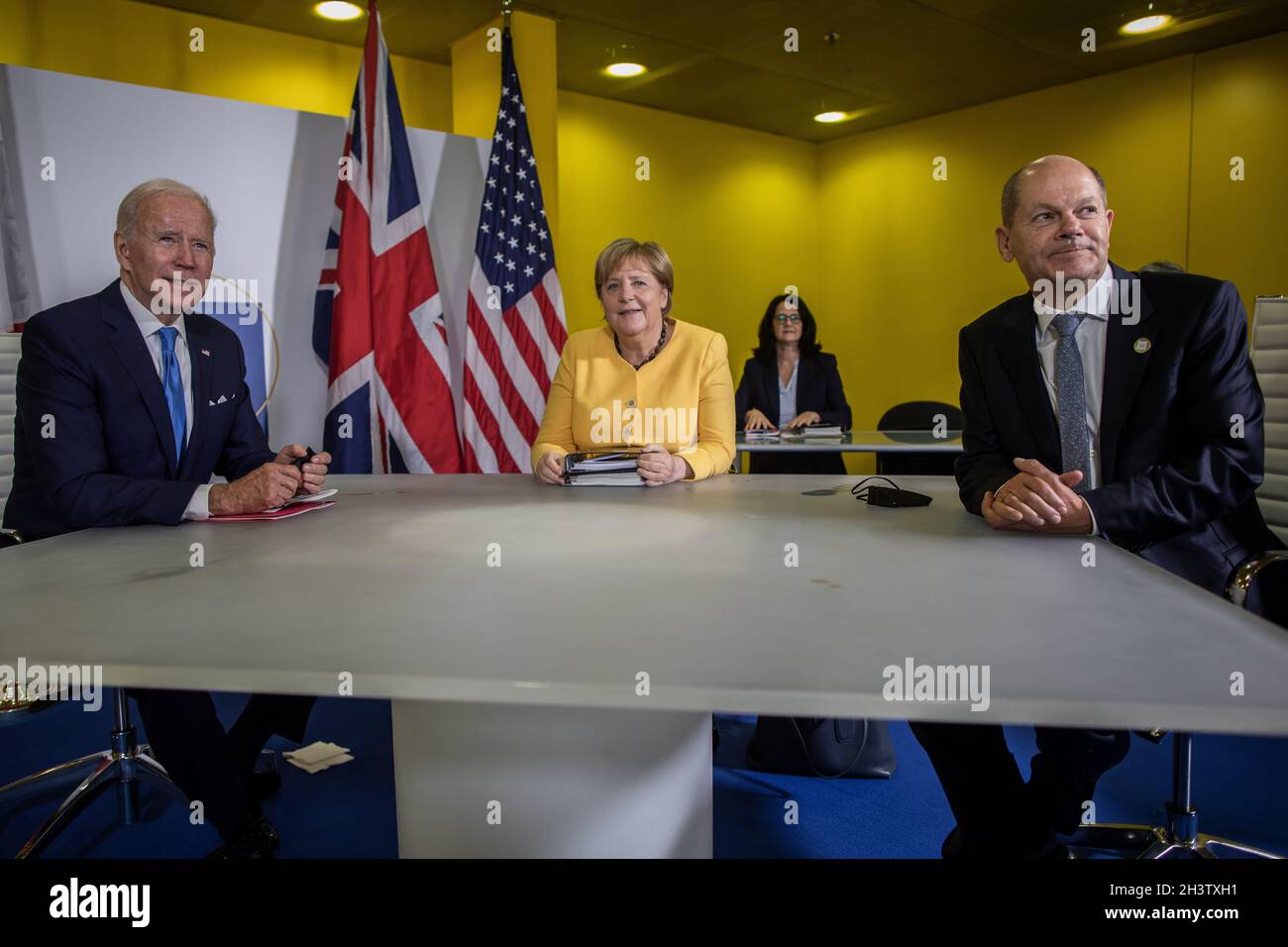 Rome, Italy. 30th Oct, 2021. US President Joe Biden, German Chancellor Angela Merkel (C) and Finance Minister Olaf Scholz (R), hold a meeting on the sidelines of the G20 World Leaders Summit at Rome Convention Center (La Nuvola). Credit: Oliver Weiken/dpa/Alamy Live News Stock Photo