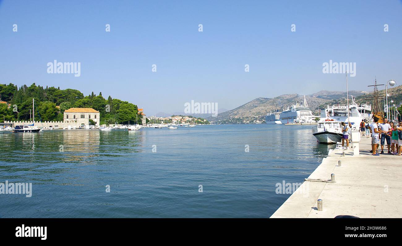Boat mooring in the port of Dubrovnik, Croatia, Europe Stock Photo Alamy