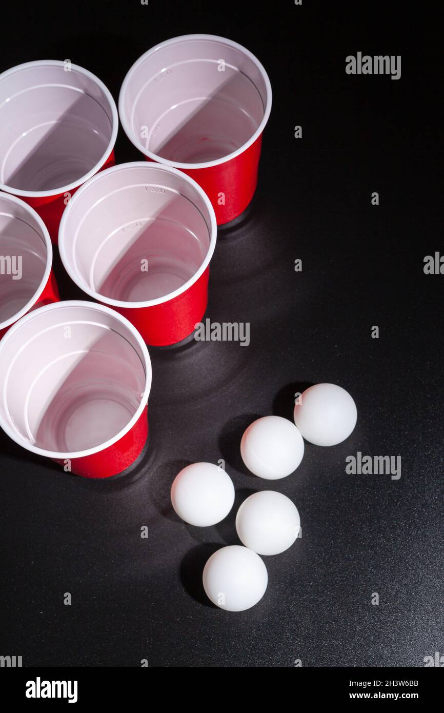 Jeu De Boisson Raffinerie Beer Pong – Version College – Neuf
