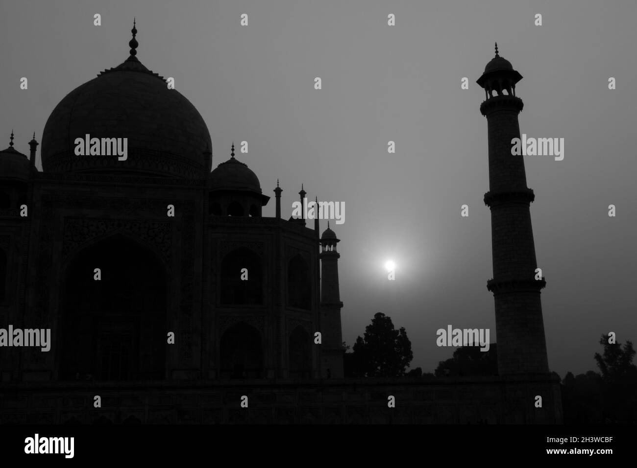 Yamuna river taj mahal Black and White Stock Photos & Images Alamy