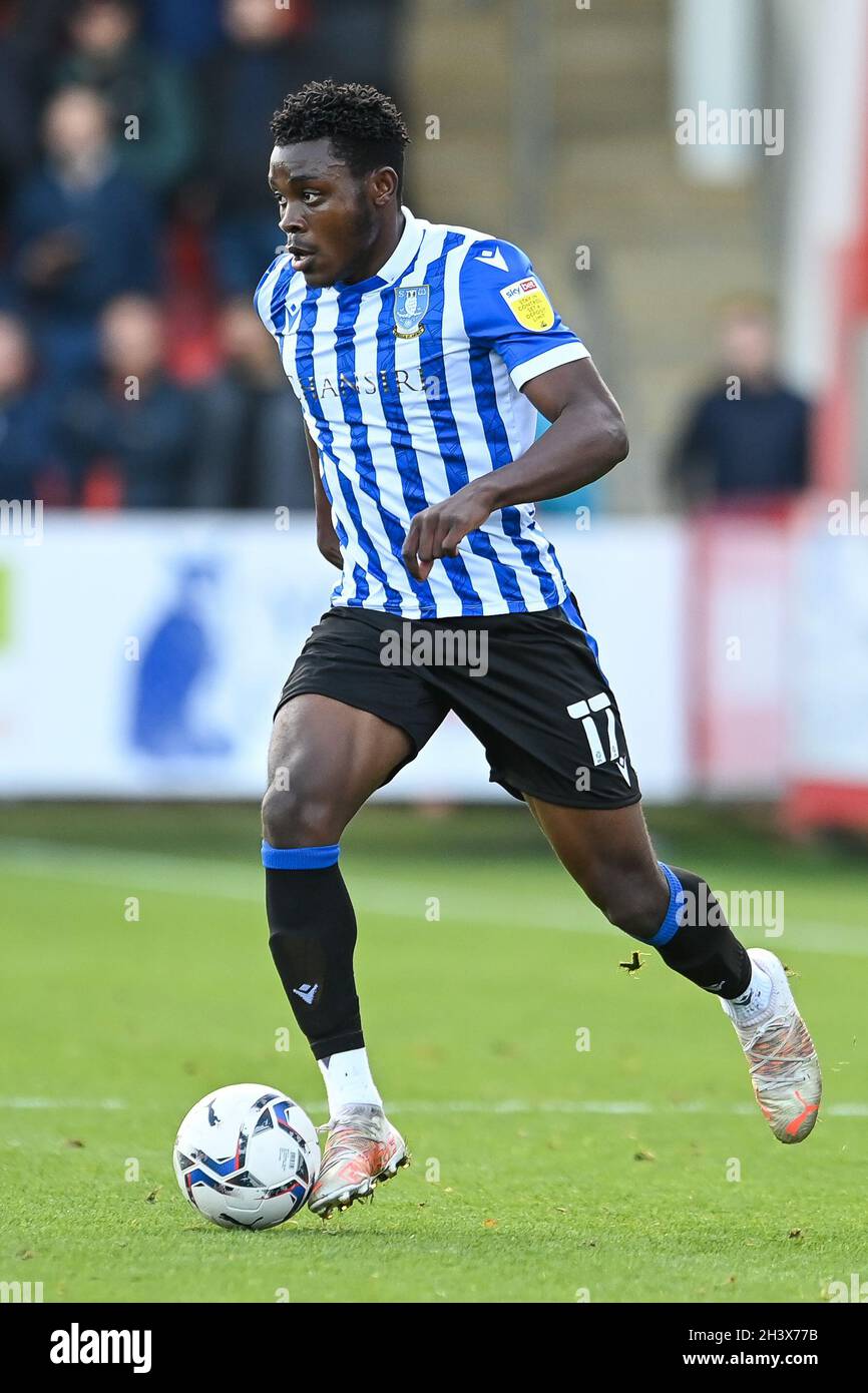 Fisayo Dele-Bashiru #17 of Sheffield Wednesday in action during the ...
