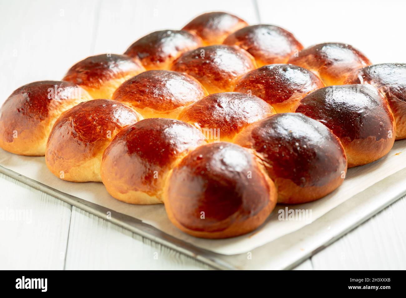 Freshly baked sweet yeast buns Stock Photo Alamy