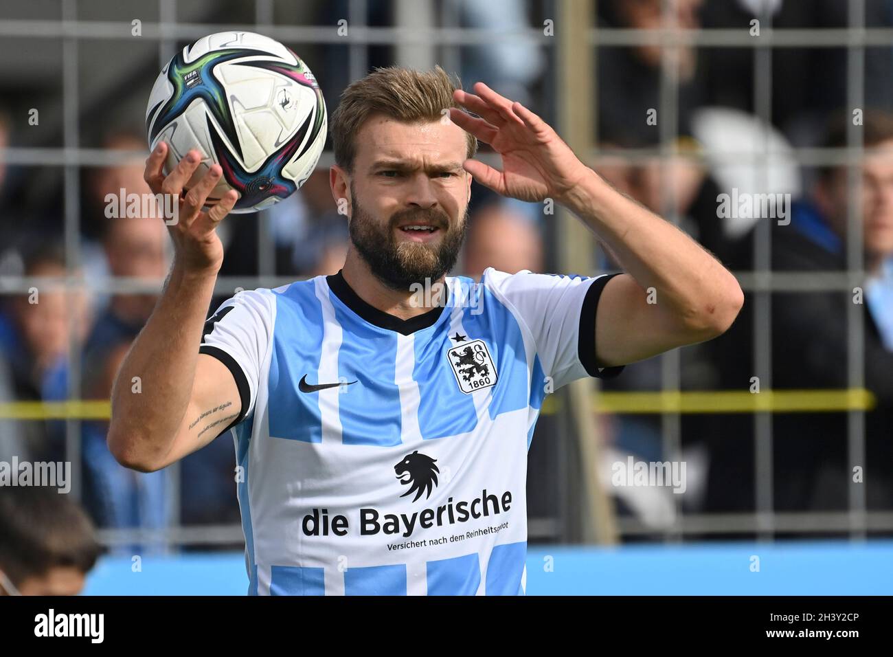 Munich, Deutschland. 30th Oct, 2021. Merveille BIANKADI (TSV Munich 1860),  action, duels versus KENNETH SCHMIDT (SC FREIBURG II). Soccer 3rd league,  Liga3, TSV Munich 1860-SC Freiburg II 6-0 on 10/30/2021 in Muenchen