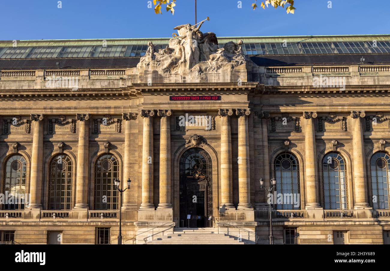 Facade The Mus e D Art Et D Histoire Museum Of Art And History 