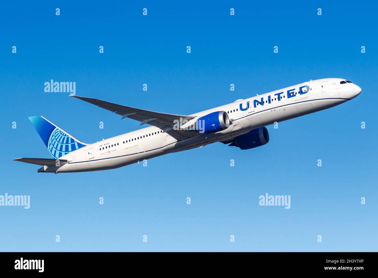 United Airlines Boeing 787-10 Dreamliner aircraft Frankfurt Airport in Germany Stock Photo
