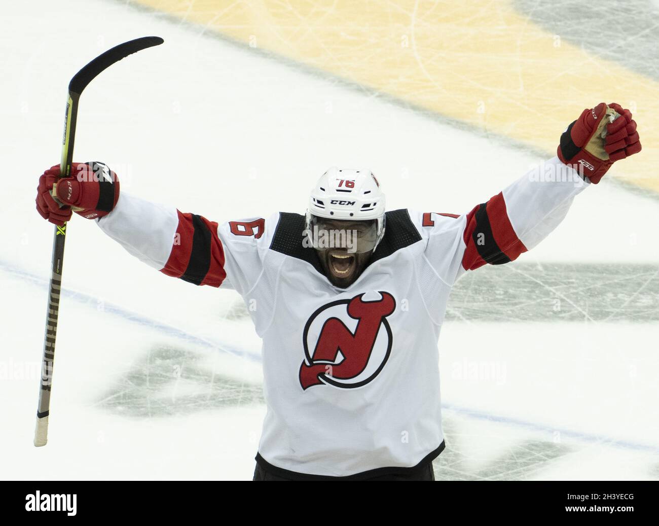 1,180 New Jersey Devils Stadium Series Photos & High Res Pictures
